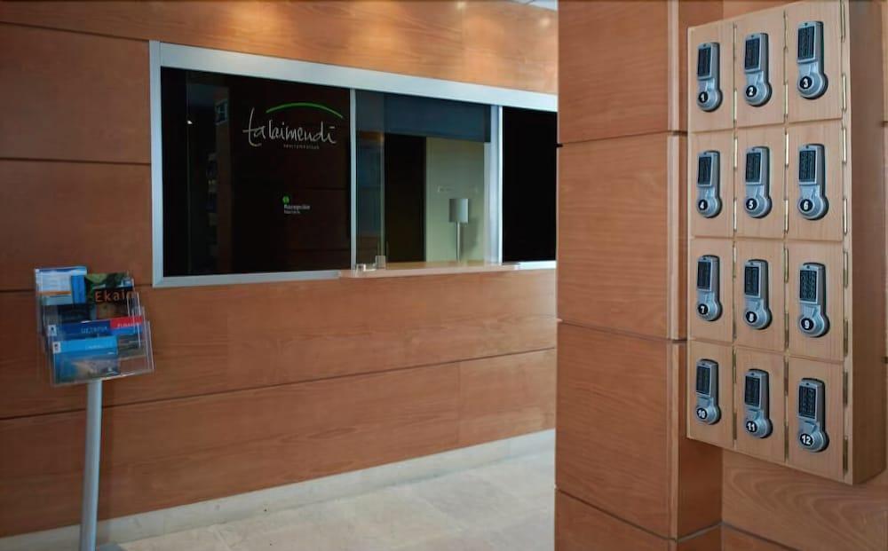 Apartamentos Turisticos Talaimendi Zarautz Buitenkant foto